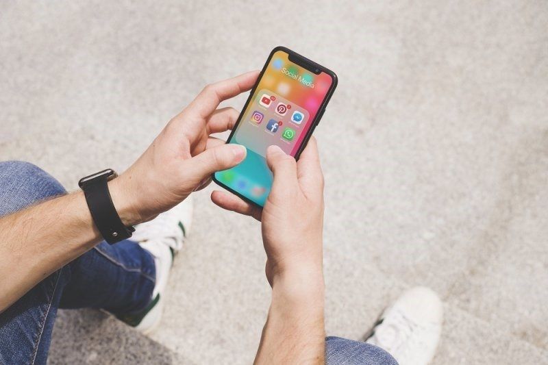 Cara hindari doomscrolling agar kesehatan mental tetap terjaga