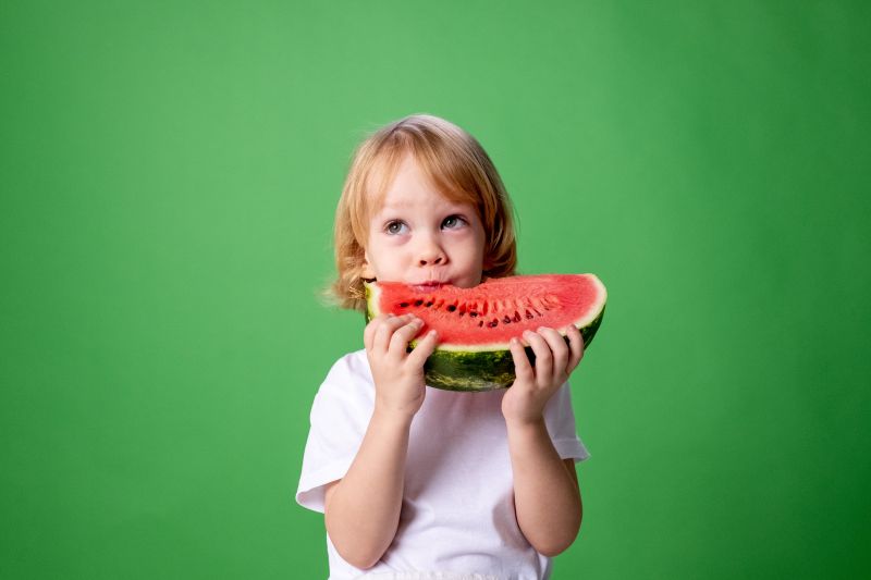 Makan buah sebelum atau sesudah makan, mana yang lebih baik?